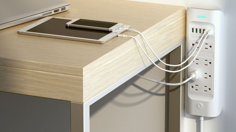 Protector de Voltaje Aukey con 6 Puertos USB, $22 con código A68POWER